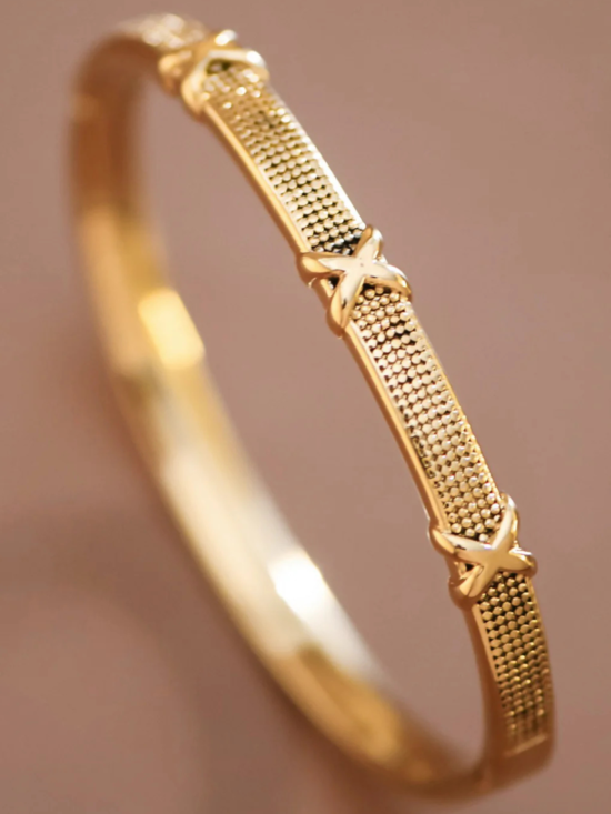 Alessia 18K Patterned Bangle Bracelet