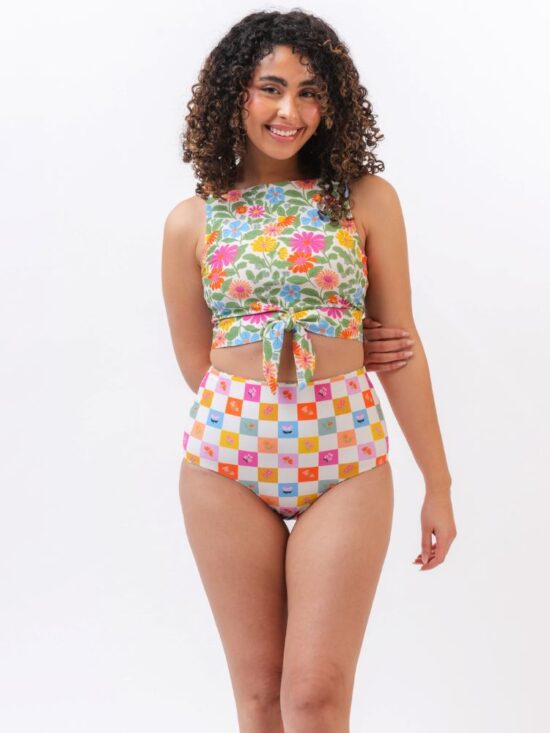 Breezy Floral Knotted Crop Top