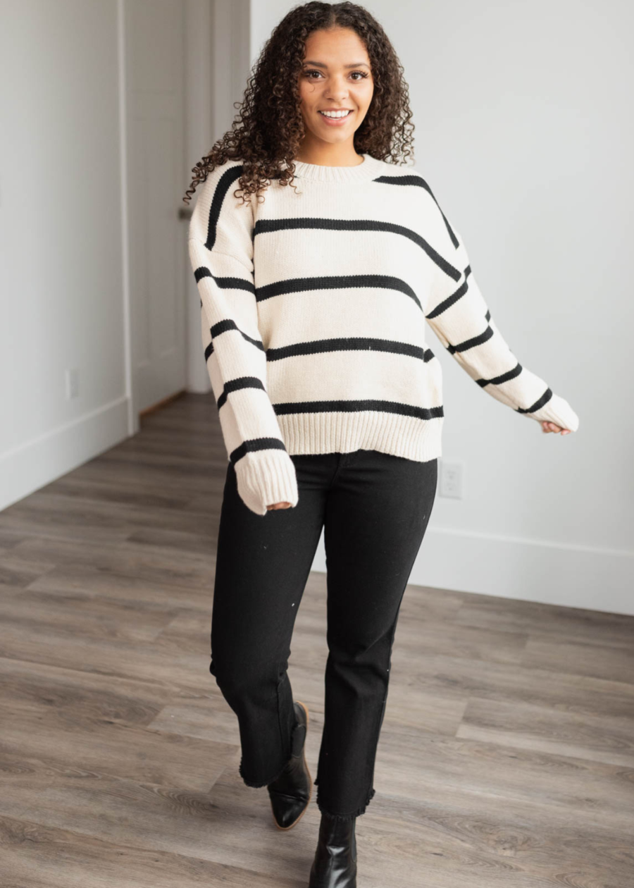 OdetteBlackHighRisePantsLiaBlackStripeSweater7.png Odette Black High Rise Pants