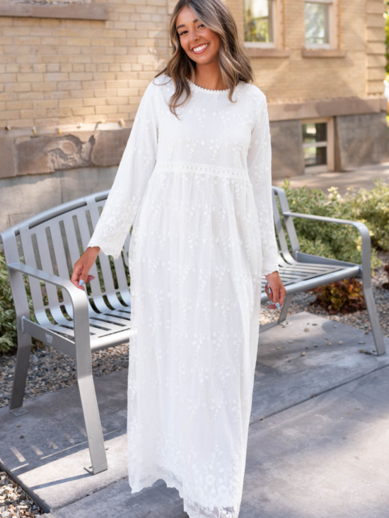QuincyWhiteFloralMaxiDress6.png Quincy White Floral Maxi Dress