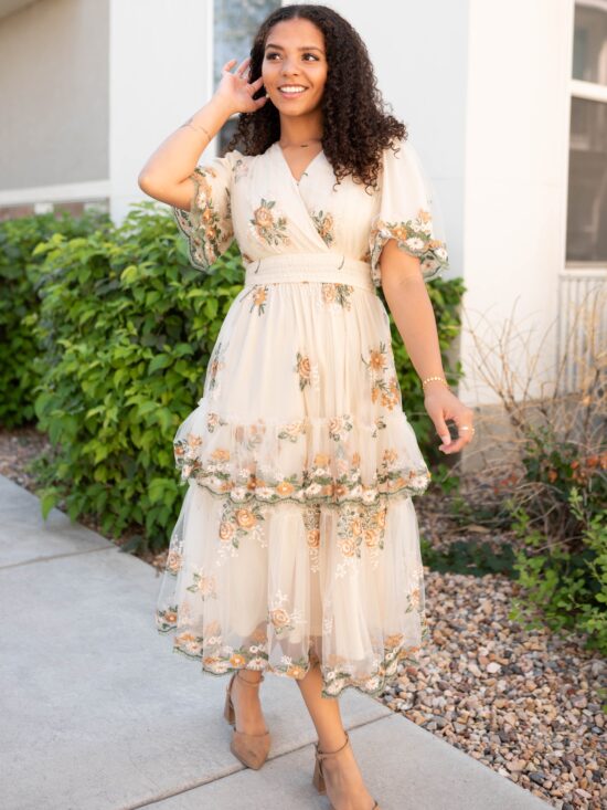 WildFlowerTaupeDress_DSC8274.jpg Wild Flower Taupe Dress