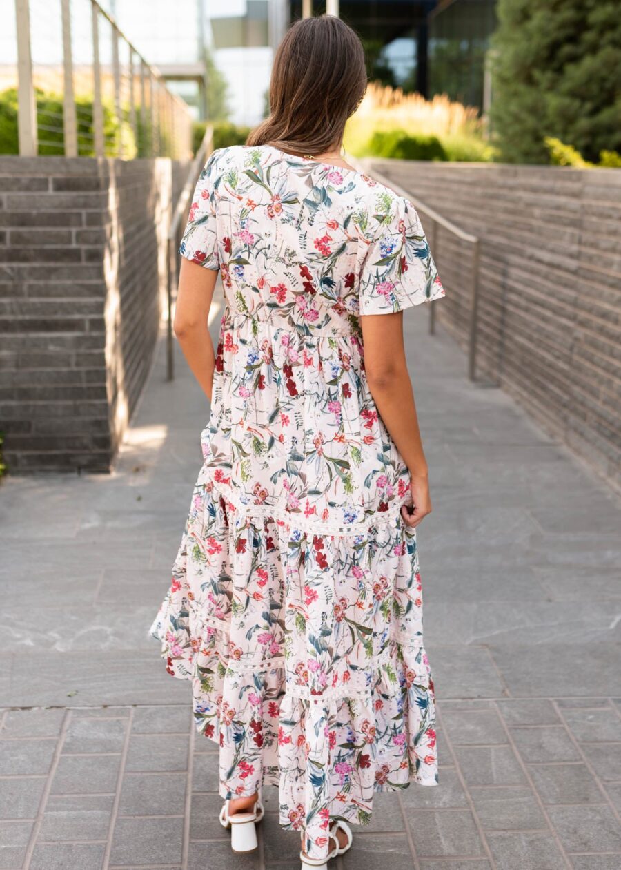 ZoiePinkFloralTieredDress_DSC9332.jpg Zoie Pink Floral Tiered Dress